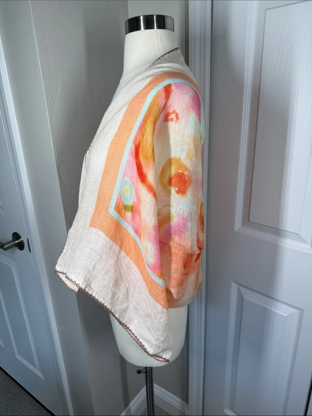 Soft Surroundings linen kimono shrug with embroidered edges